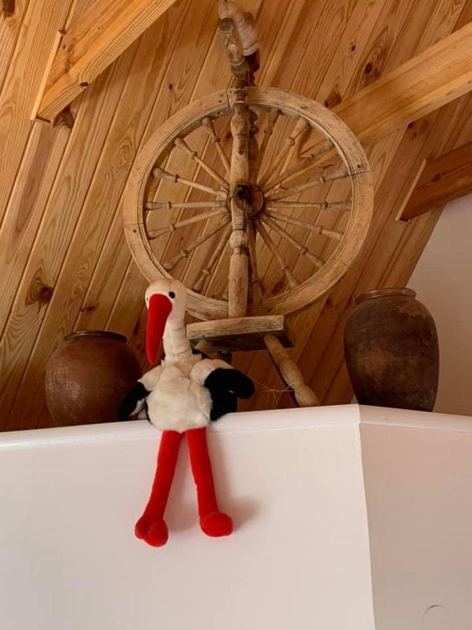 вулик будиночок з двома окремими номерами Holiday home Kamianets-Podilskyi